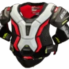 Bauer Vapor Hyperlite Intermediate Shoulder Pads -Hockey Equipage Store 1059913 Front View 0563 1d95138c c6c6 4e03 ac8e b82cad3547d4