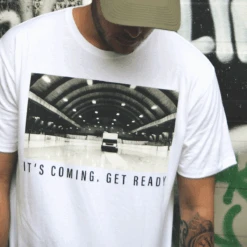 CCM Nostalgia Get Ready Short Sleeve Tee Adult 3 CCM Nostalgia Get Ready Short Sleeve Tee Adult -Hockey Equipage Store coming 20tee