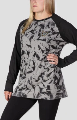 Gongshow Easy Wheeling Sweater -Hockey Equipage Store f21 longsleeves 15 555x bf255aa4 a813 4ef4 a258 3f6f4ea79078